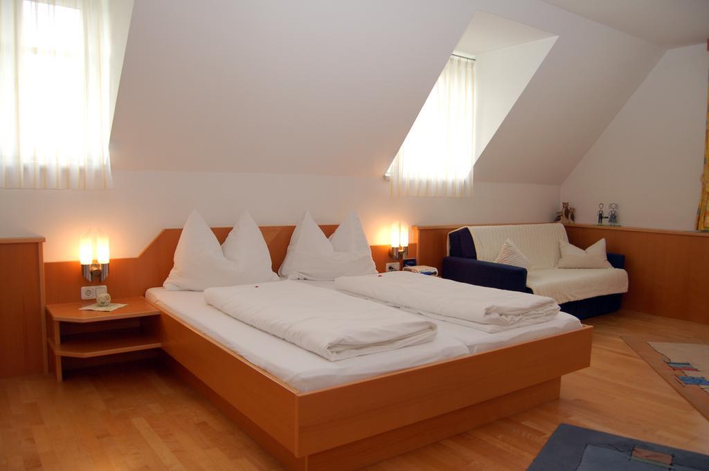 Apartmán Pension Zur Post Bad Blumau Pokoj fotografie