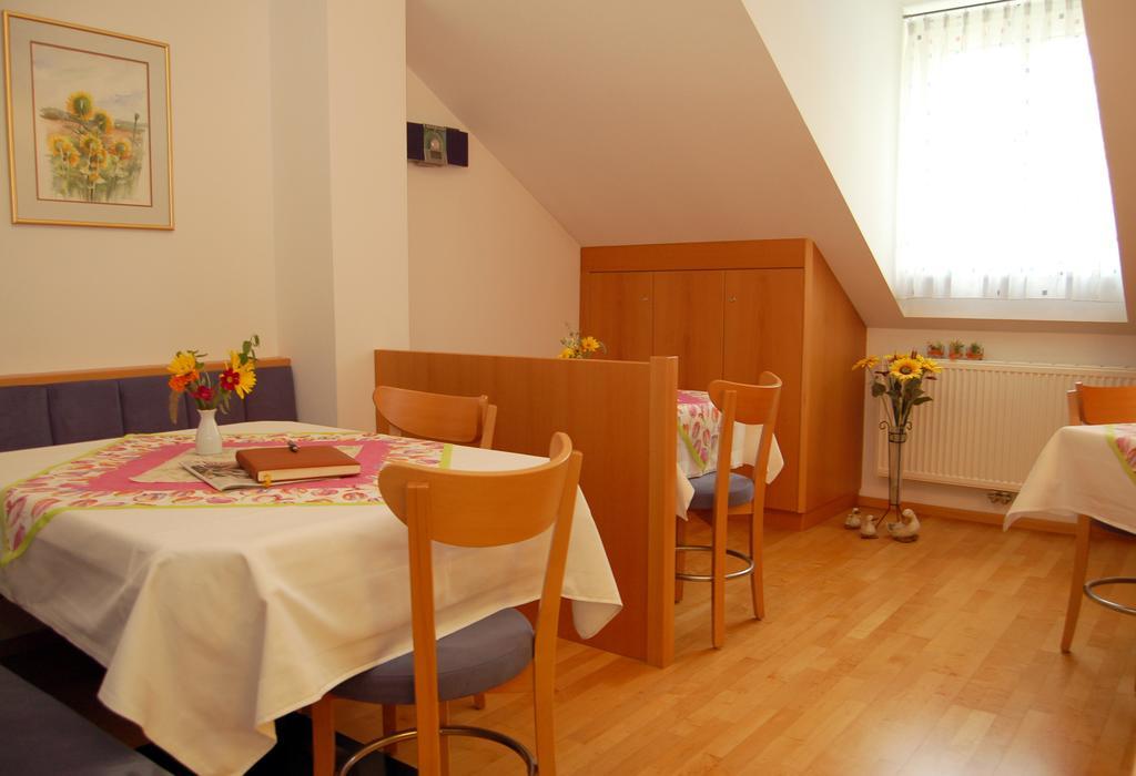 Apartmán Pension Zur Post Bad Blumau Exteriér fotografie